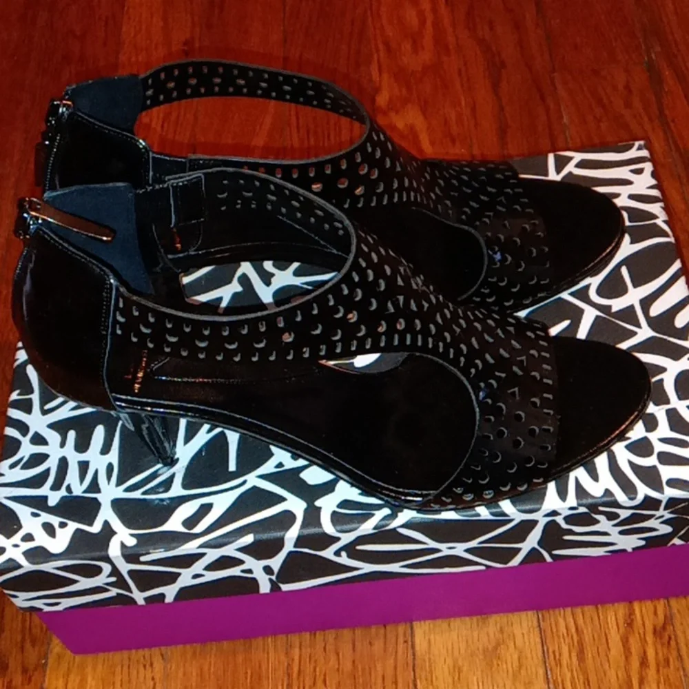 DIANE VON FURSTENBERG HEELS 👠 - Picture 1 of 12